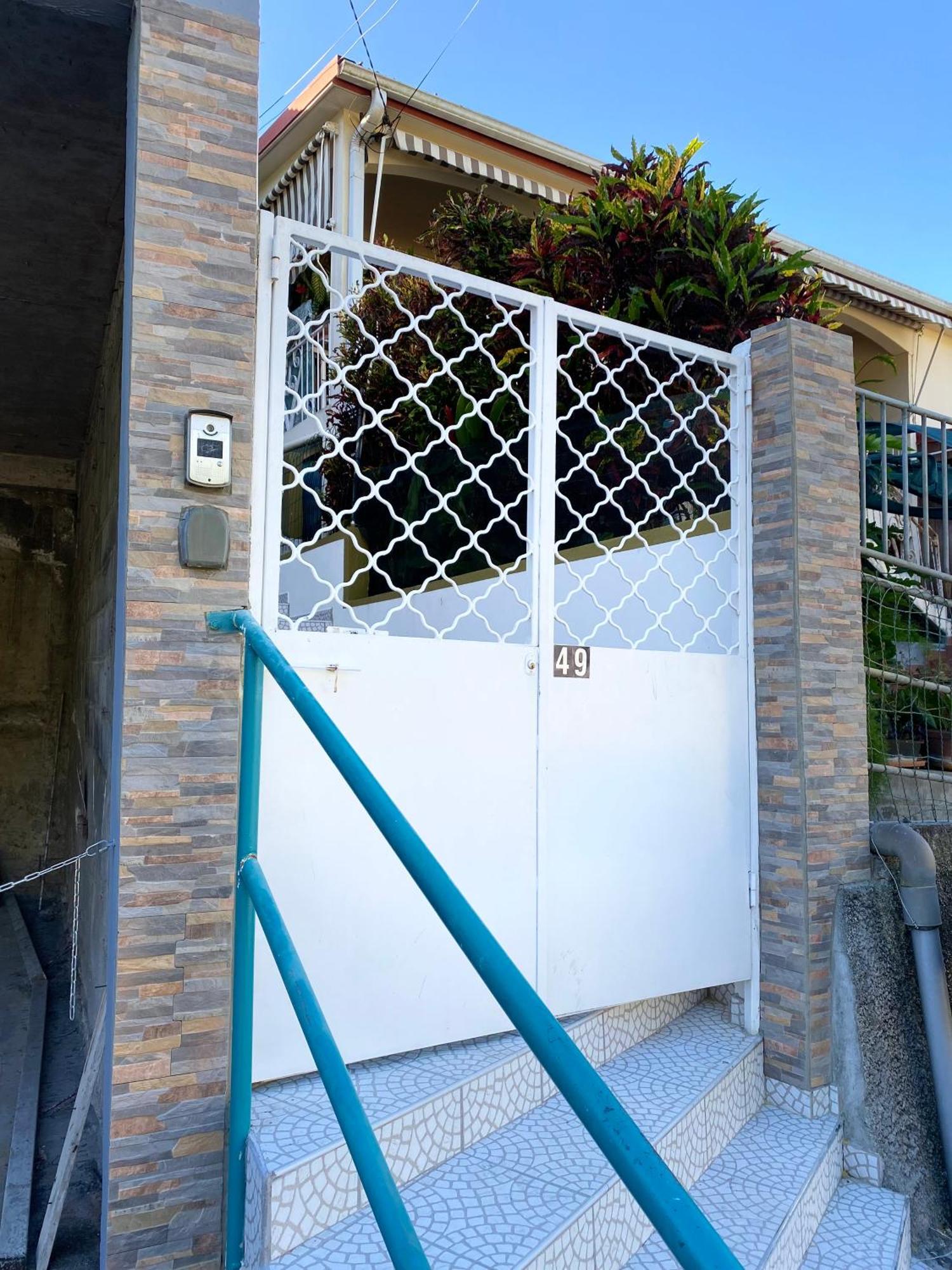 Maison créole authentique Le Gosier  Exterior foto
